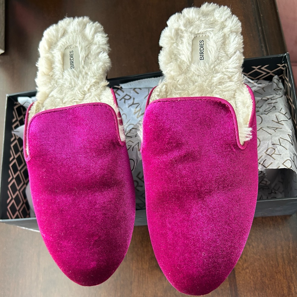 Birdies ‘Phoebe’ velvet and faux fur slides- wild berry